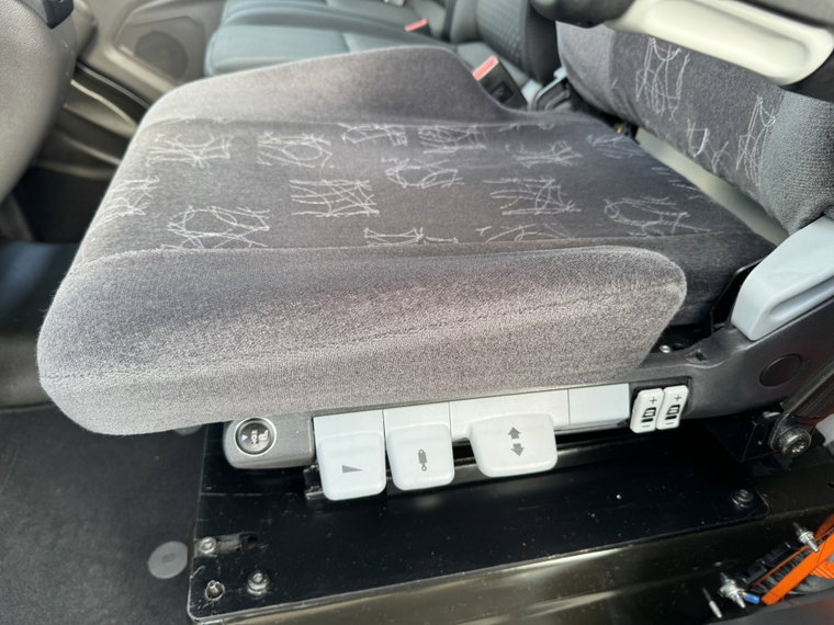 Vehicle Image 49