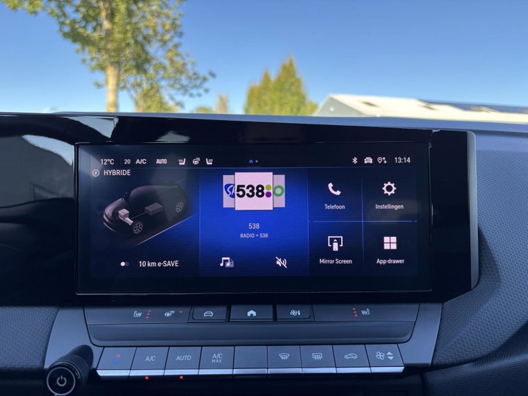 Vehicle Image 17