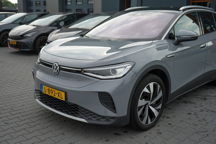 Vehicle Image 14