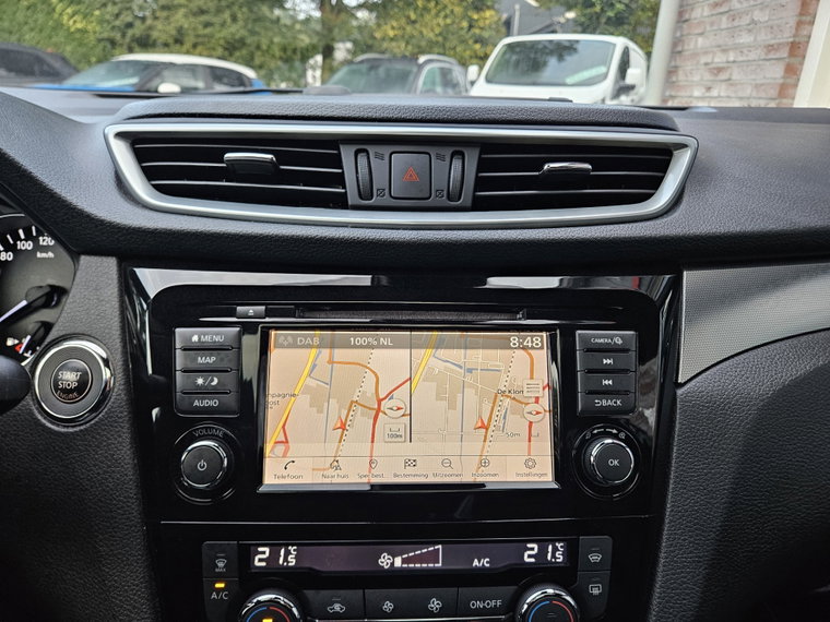 Vehicle Image 38