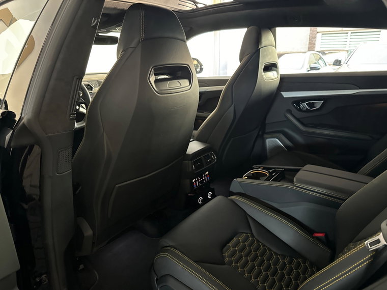 Vehicle Image 47