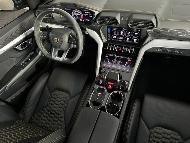 Vehicle Image 52