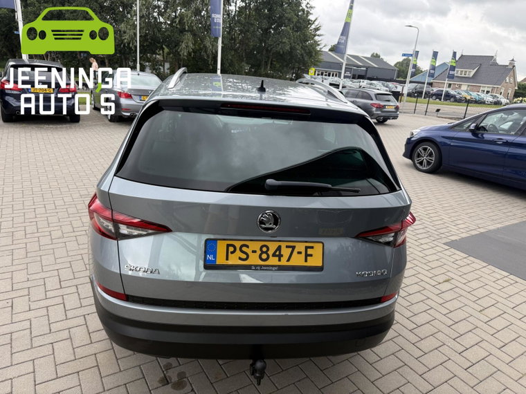 Vehicle Image 17
