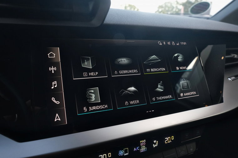Vehicle Image 19
