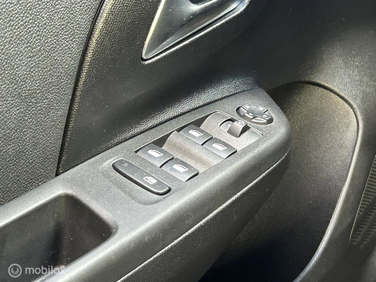 Vehicle Image 39