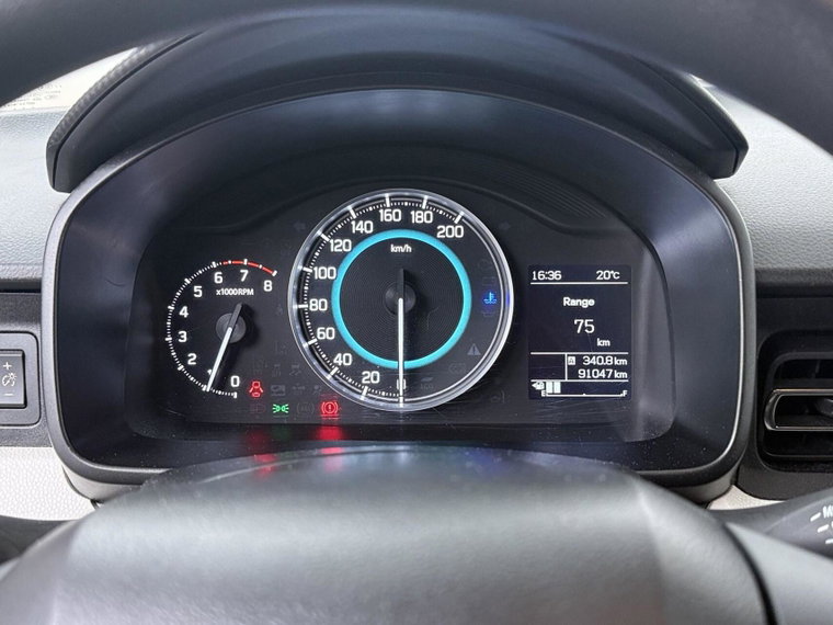 Vehicle Image 12