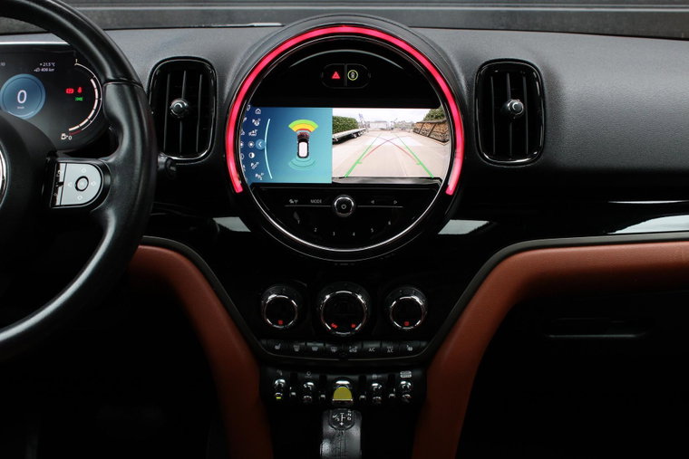 Vehicle Image 19