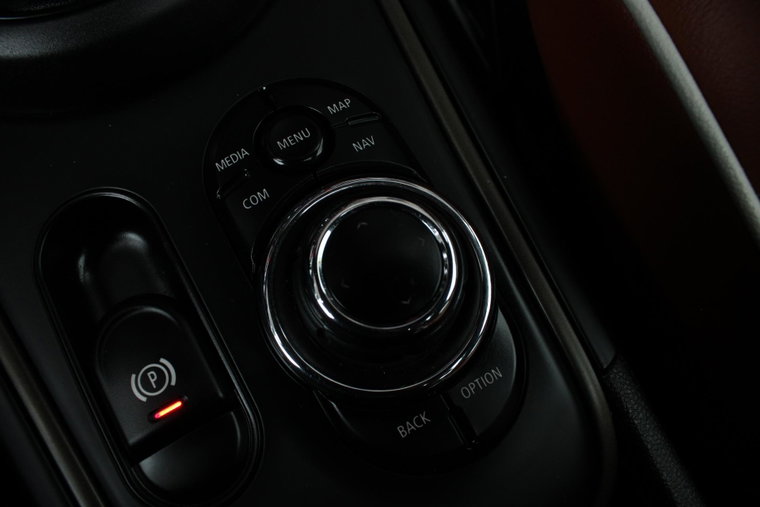Vehicle Image 39