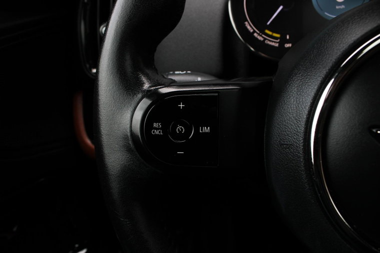Vehicle Image 45
