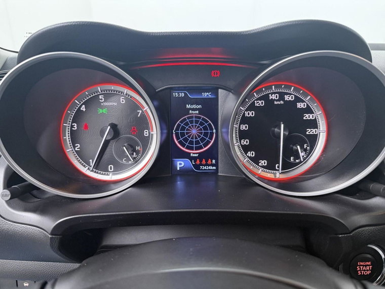 Vehicle Image 12