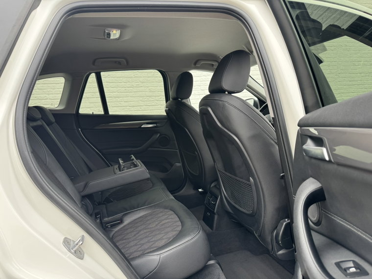 Vehicle Image 39