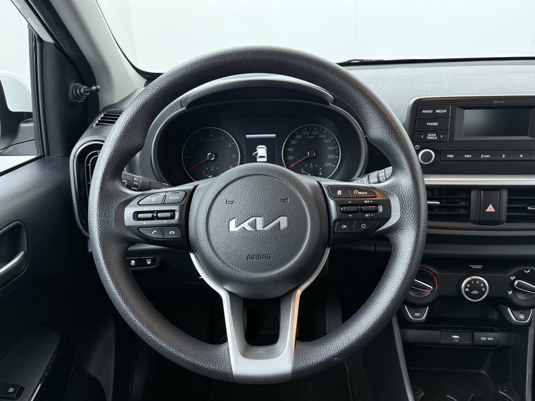Vehicle Image 38