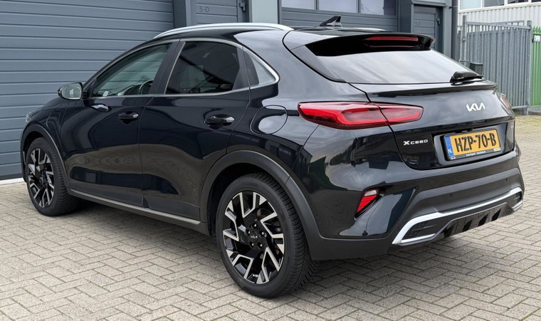Vehicle Image 7