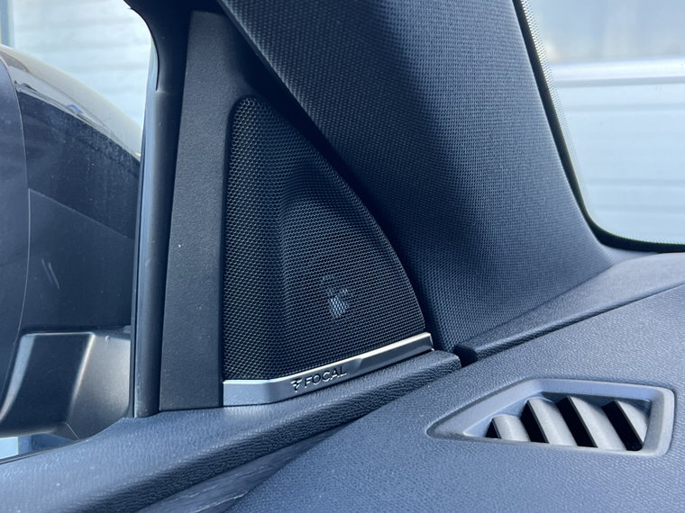 Vehicle Image 33