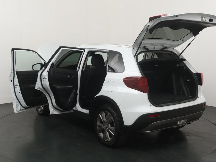 Vehicle Image 19