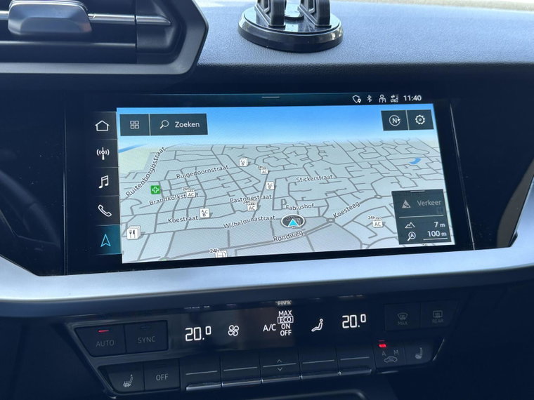 Vehicle Image 17