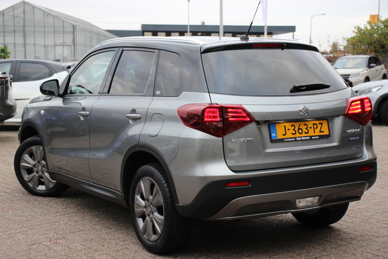 Vehicle Image 4