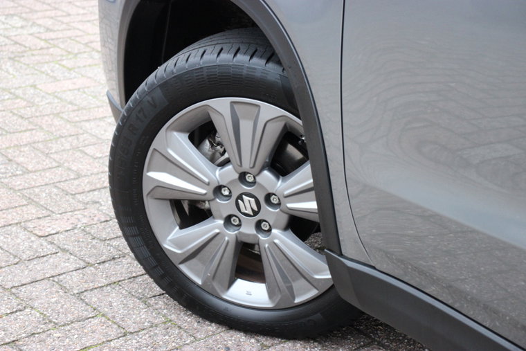 Vehicle Image 11