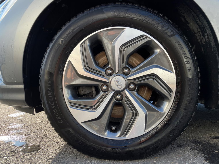 Vehicle Image 19