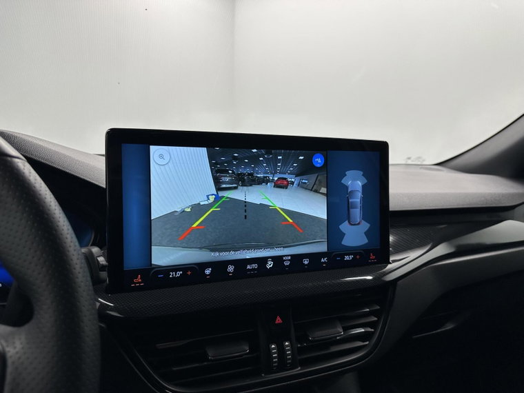 Vehicle Image 37