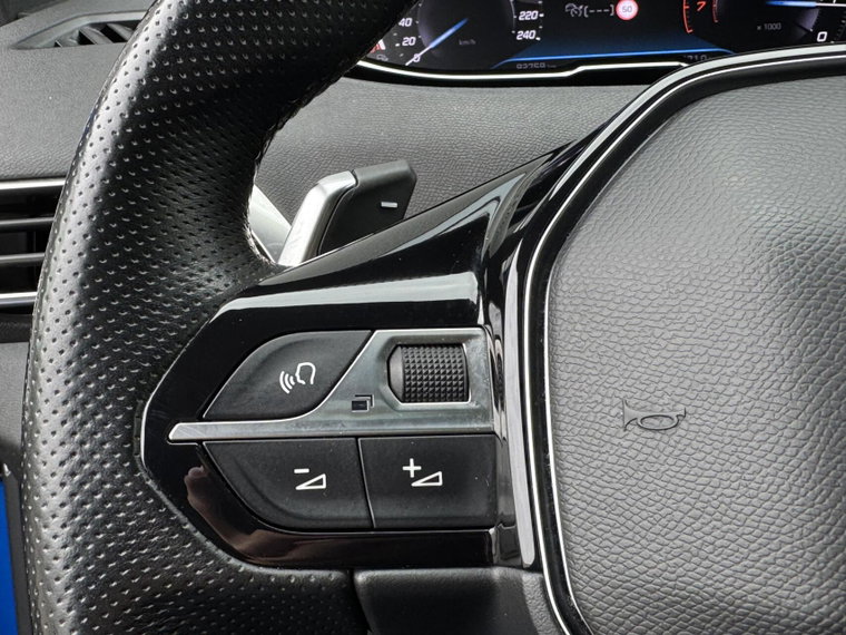 Vehicle Image 33
