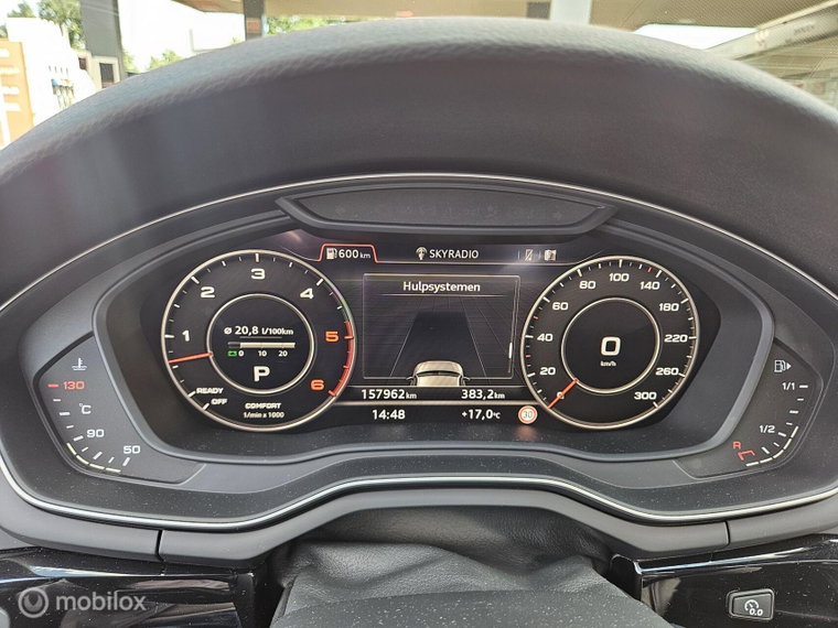 Vehicle Image 29