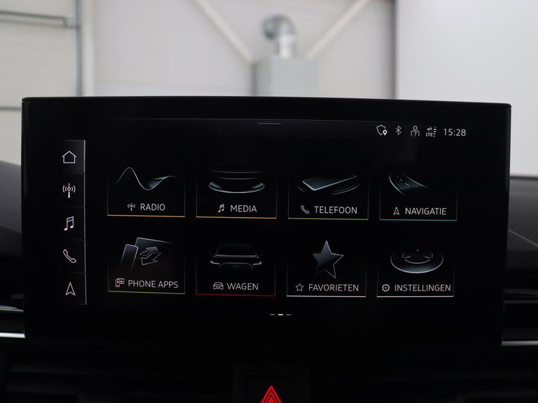 Vehicle Image 21