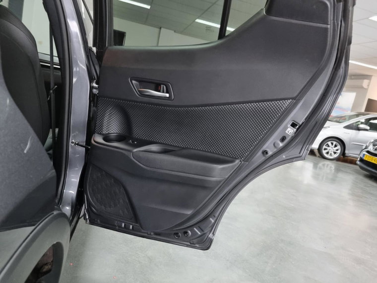 Vehicle Image 20