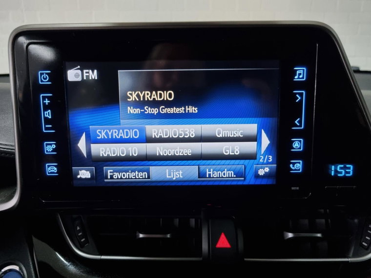 Vehicle Image 38