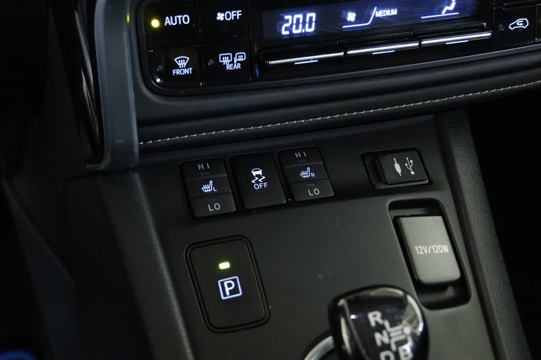 Vehicle Image 18