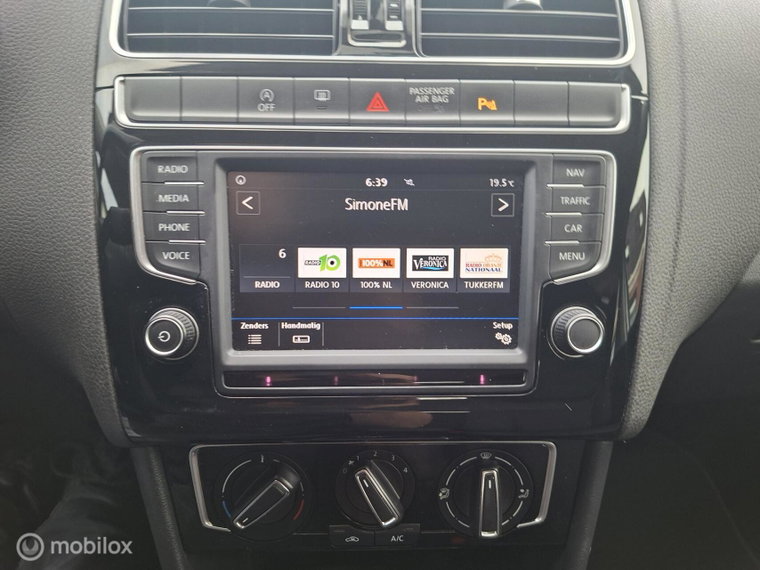 Vehicle Image 22