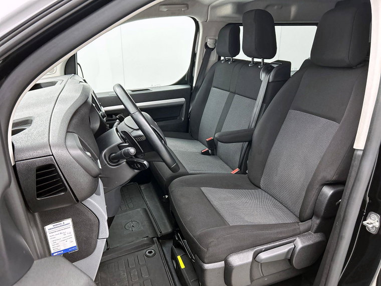 Vehicle Image 33