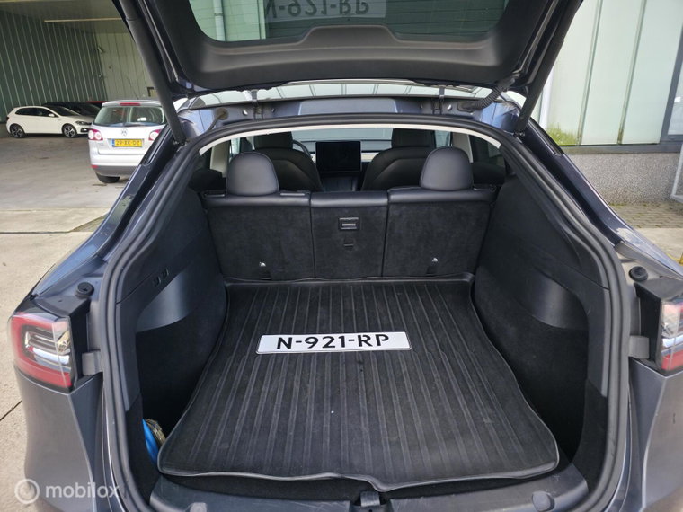 Vehicle Image 26