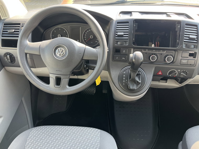 Vehicle Image 26