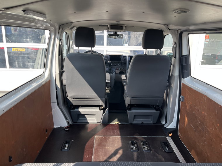 Vehicle Image 40