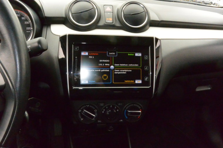 Vehicle Image 14