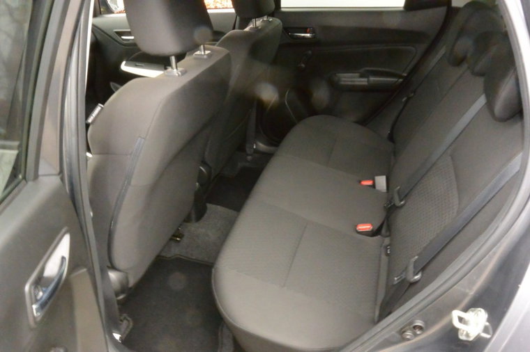 Vehicle Image 18
