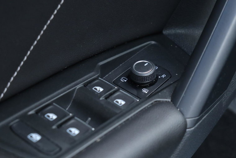 Vehicle Image 39