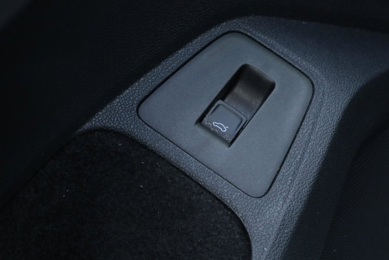 Vehicle Image 41