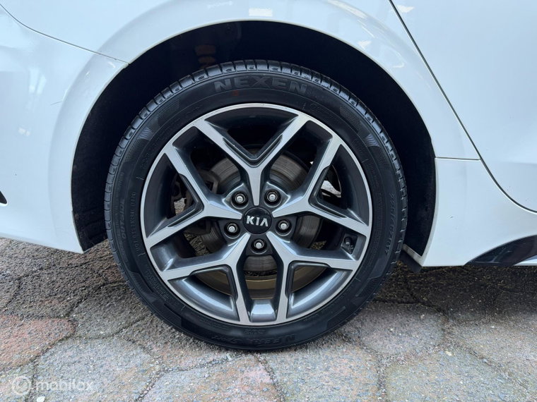 Vehicle Image 41