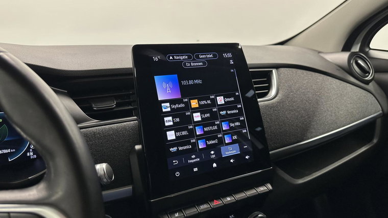 Vehicle Image 38