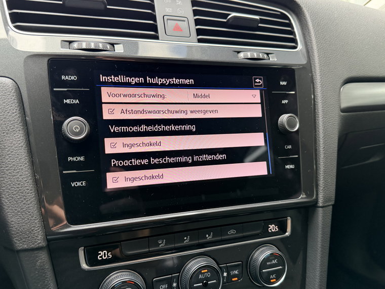 Vehicle Image 23