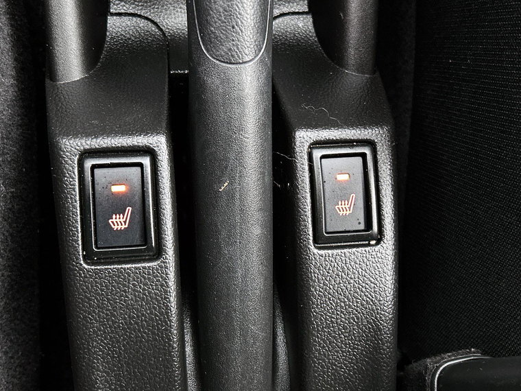 Vehicle Image 24