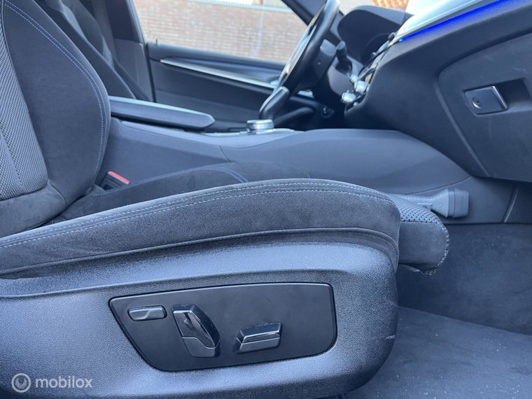 Vehicle Image 27