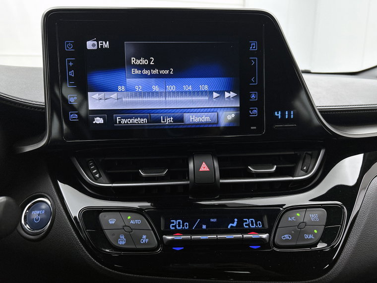 Vehicle Image 18