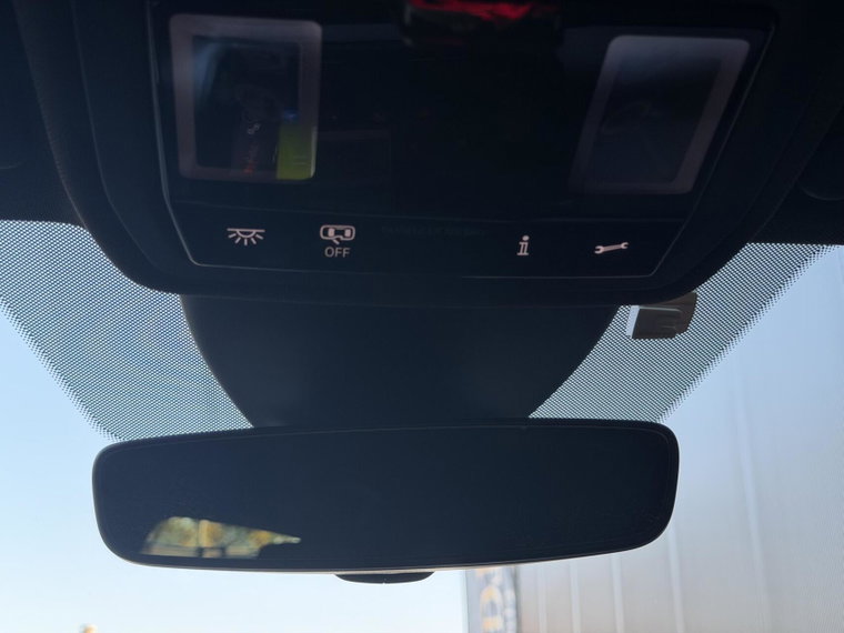 Vehicle Image 39
