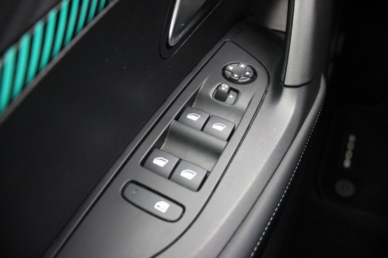 Vehicle Image 31