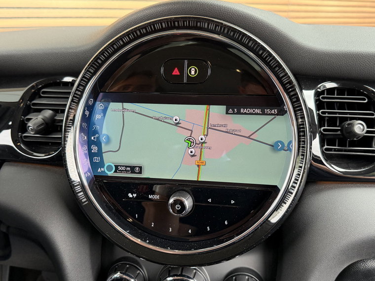 Vehicle Image 39