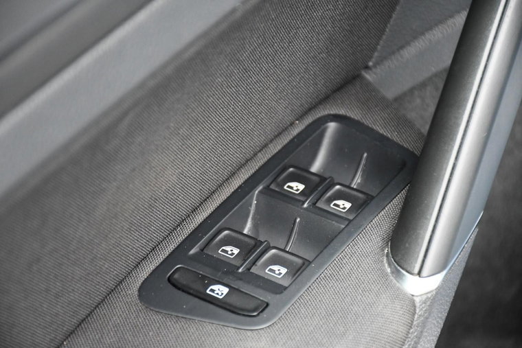 Vehicle Image 31