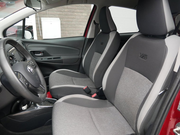 Vehicle Image 14